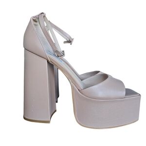 Steve Madden Kassiani Bone Leather Heel